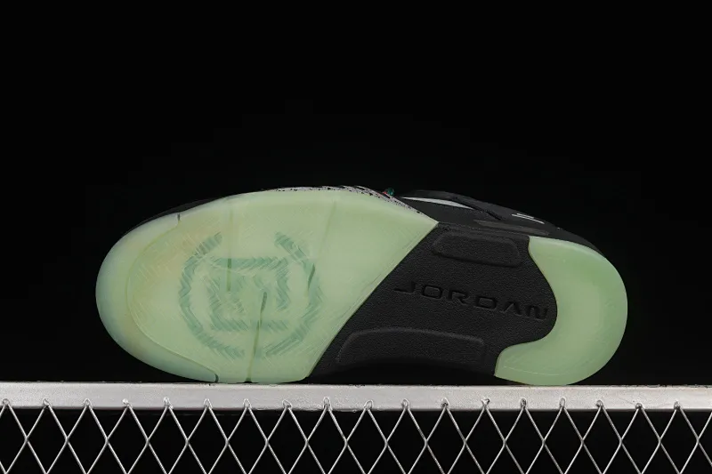 All Categories Air Jordan Jordan Series Basketball Shoes Air Jordan 5 Clot
